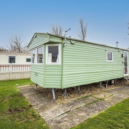 Lovely 8 Berth Caravan At Southview Holiday Park In Skegness Ref 33061C Hotel Bagian luar foto